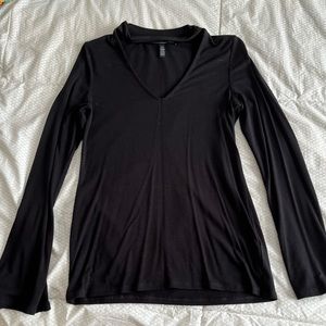 Black long sleeve front key-hole shirt